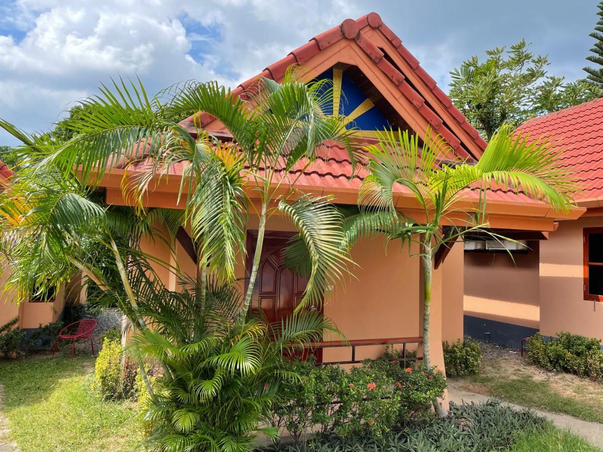 The Pace Phuket Boutique Resort Rawai Ngoại thất bức ảnh